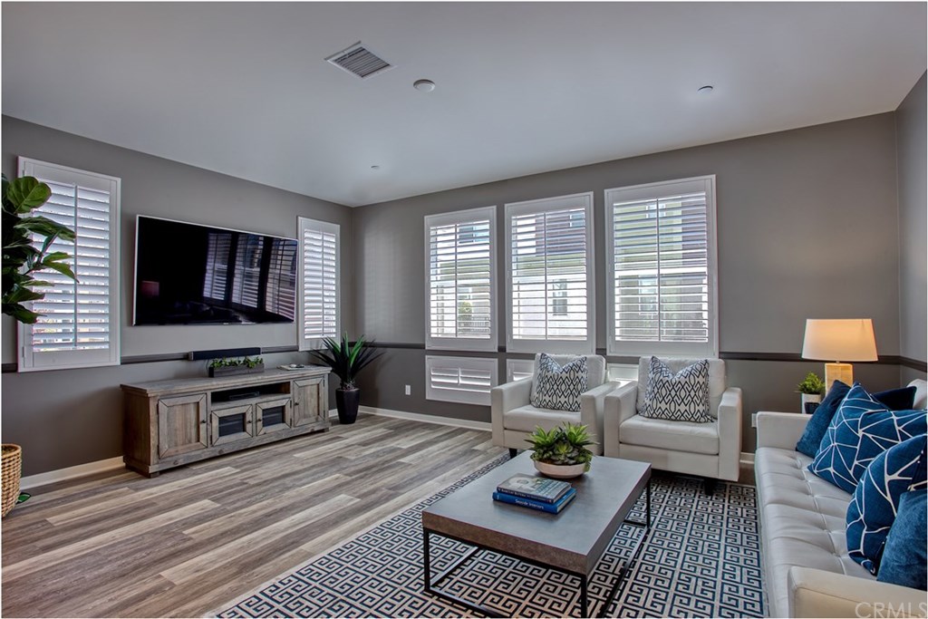 790 Leeward Way Costa Mesa, CA 92627 - Photo 2 of 29