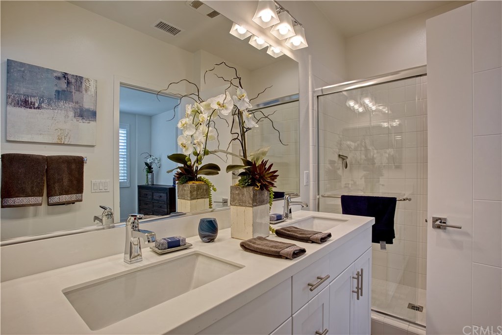 790 Leeward Way Costa Mesa, CA 92627 - Photo 14 of 29