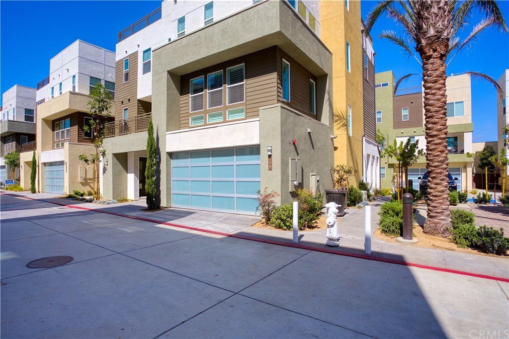 790 Leeward Way Costa Mesa, CA 92627 - Photo 26 of 29