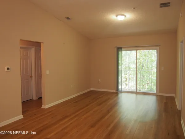 $1,400 | 7920 Merrill Road, Unit 1716, Jacksonville, FL 32277