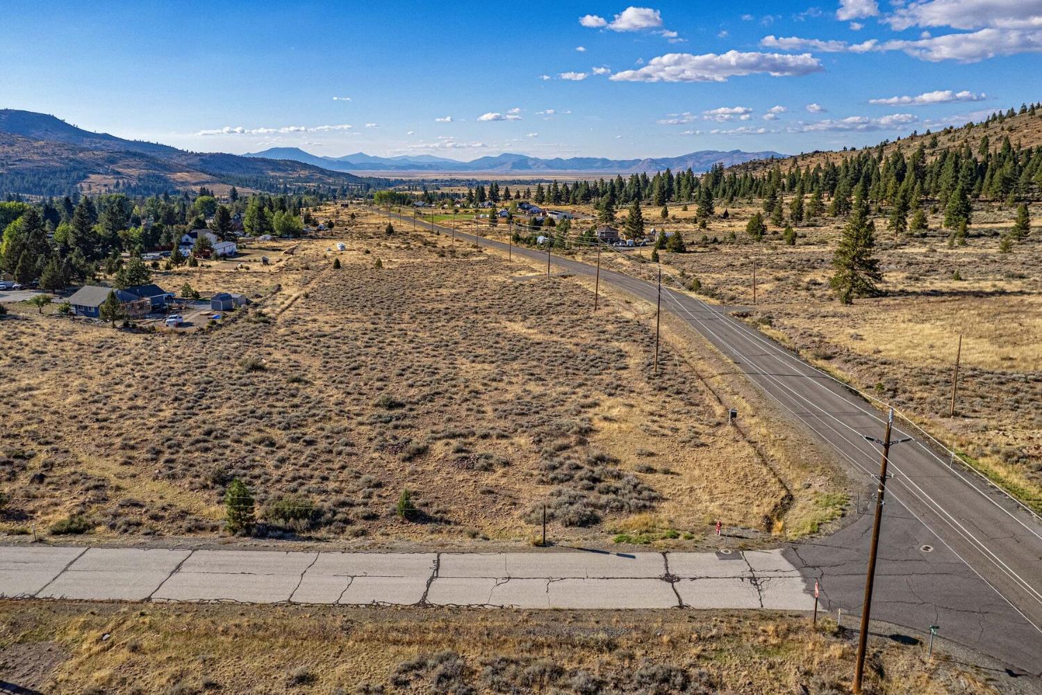 171 Smithneck Road Loyalton, CA 96118 - Photo 11 of 24 a view of an ocean view