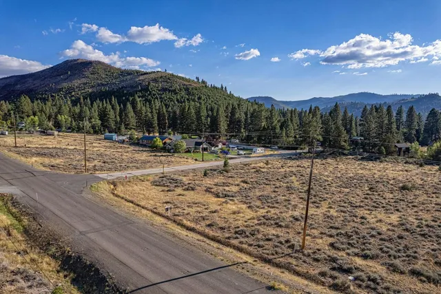 a view of a outdoor space