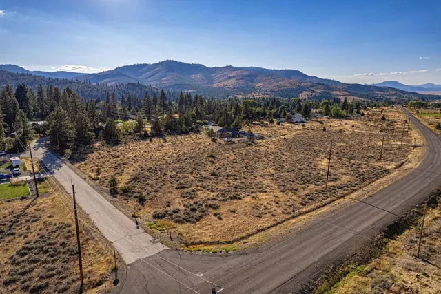 a view of a terrace with a mountain