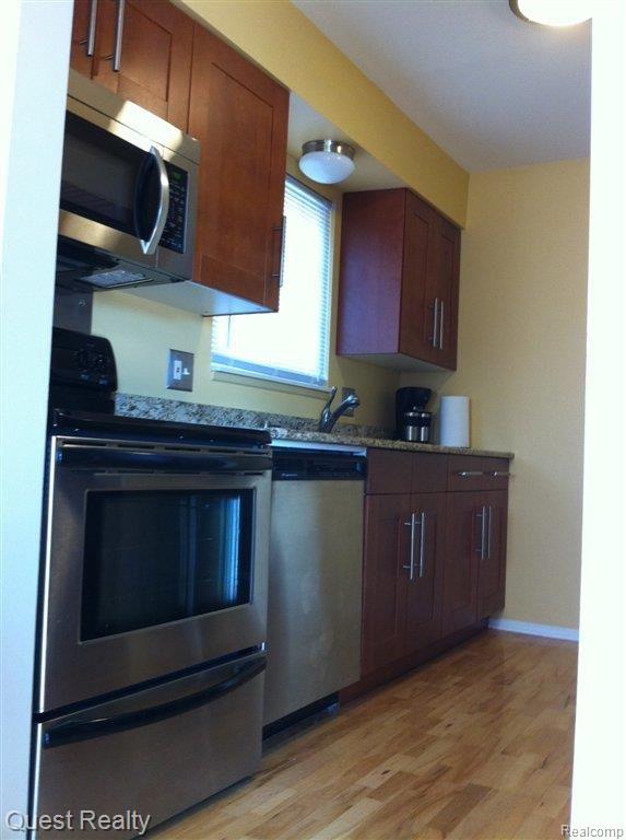 1500 Normandy Road Clawson, MI 48017 - Photo 2 of 20 KITCHEN1.jpg