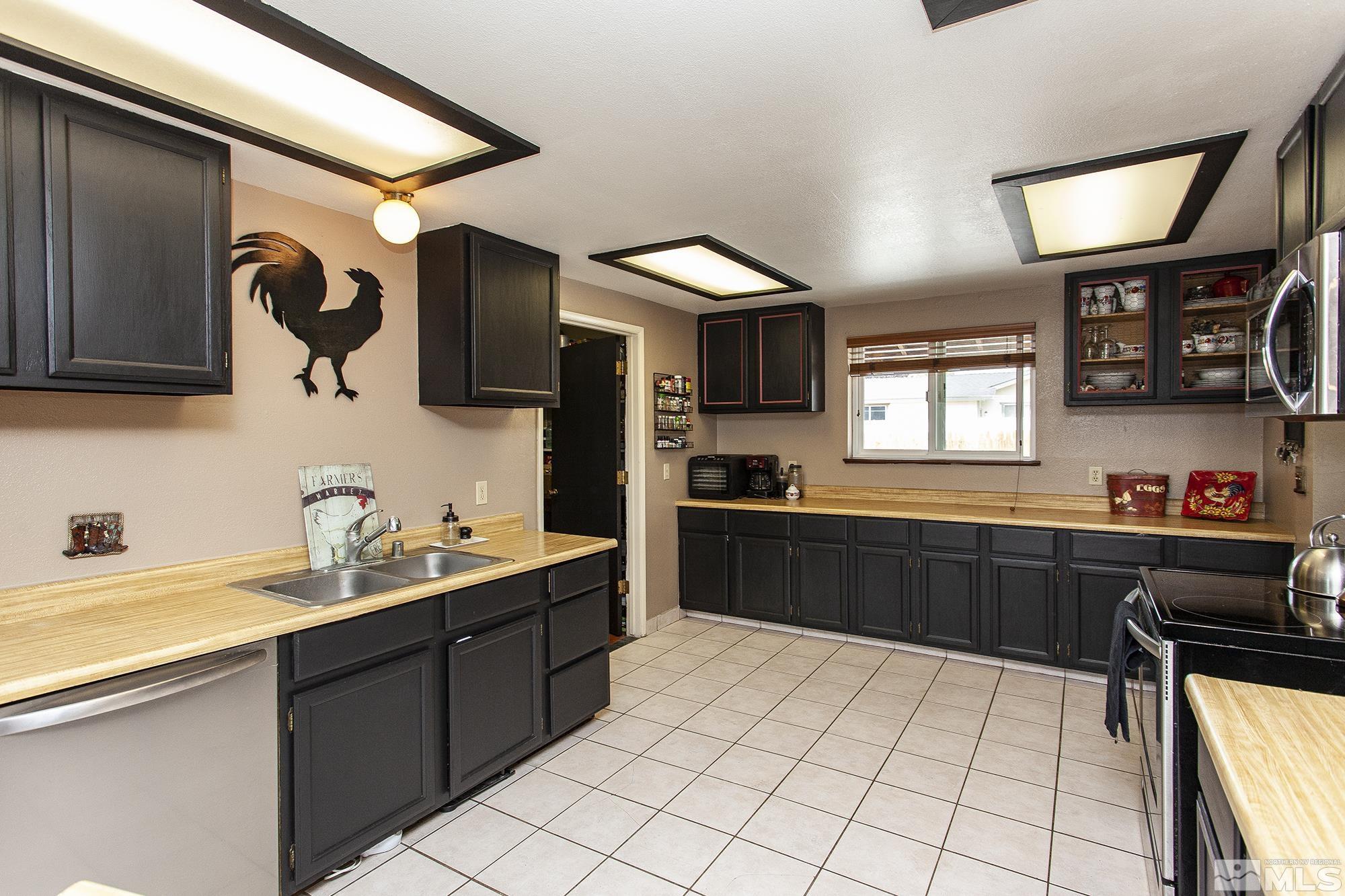 7260 Remington Road Reno, NV 89506 - Photo 6 of 25 Photo 6
