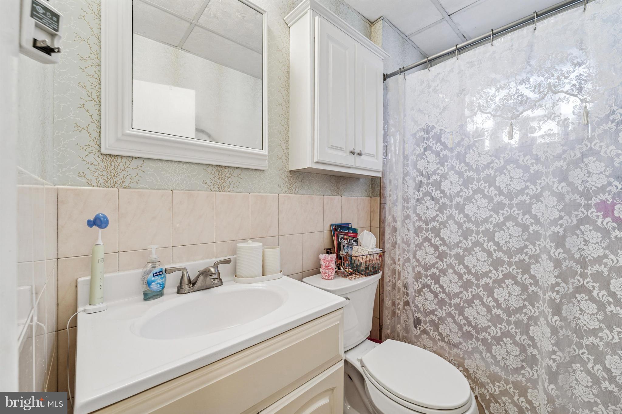 468 Ripka Street Philadelphia, PA 19128 - Photo 19 of 25