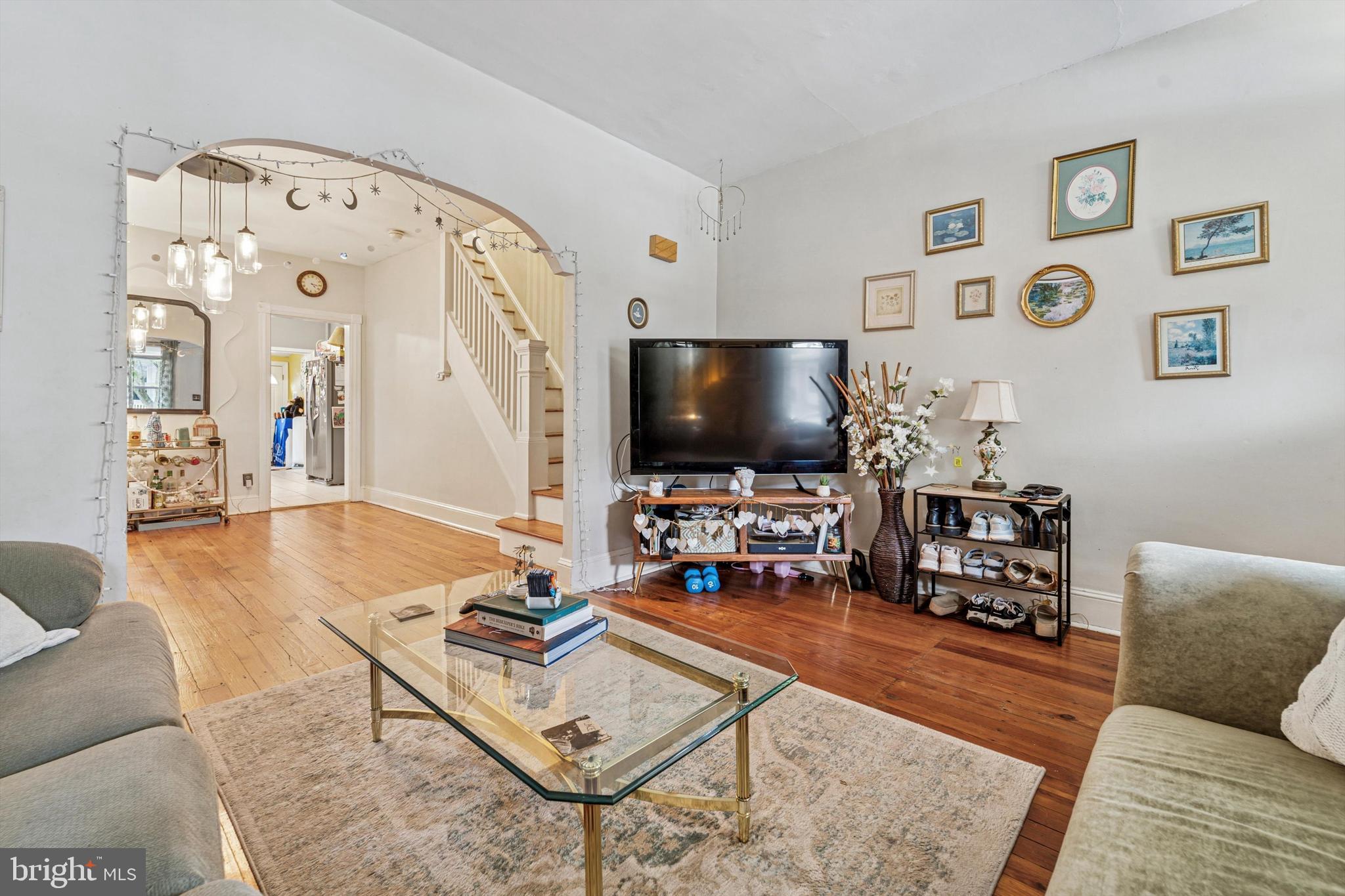 468 Ripka Street Philadelphia, PA 19128 - Photo 4 of 25