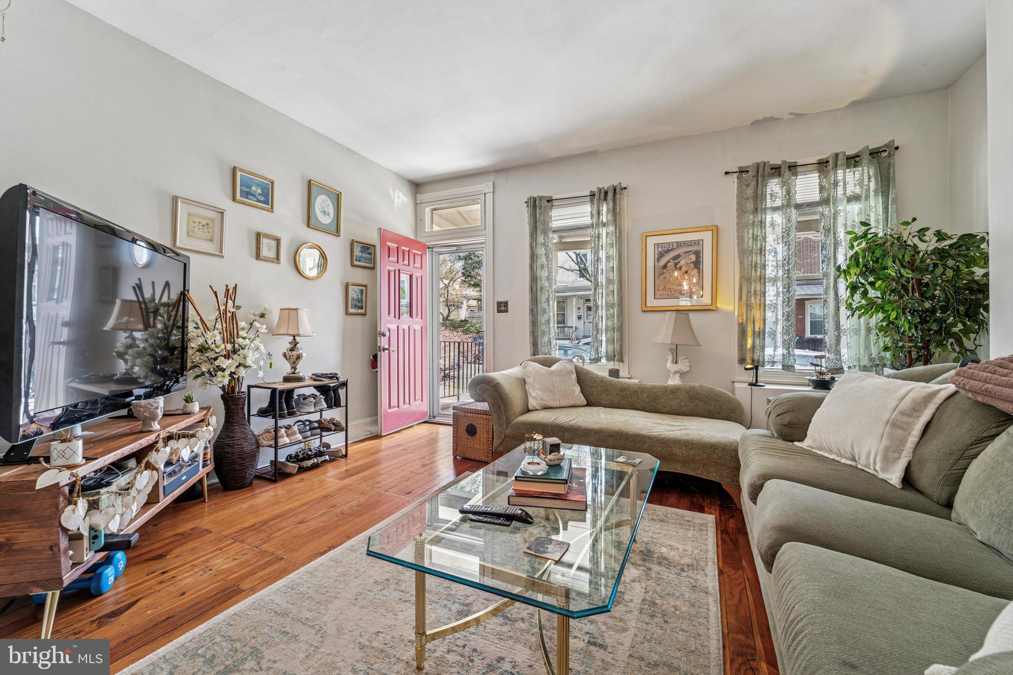 468 Ripka Street Philadelphia, PA 19128 - Photo 5 of 25