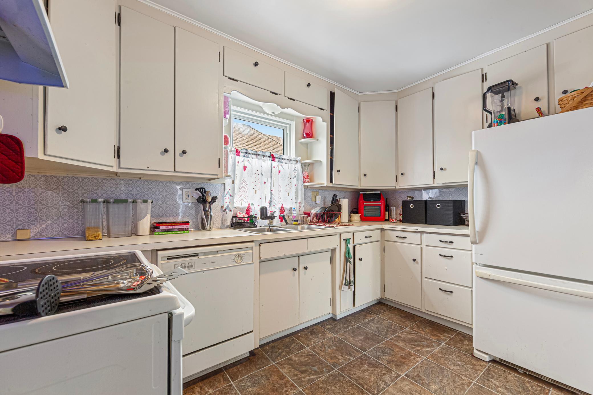 118 1st Street Southwest Faribault, MN 55021 - Photo 11 of 34