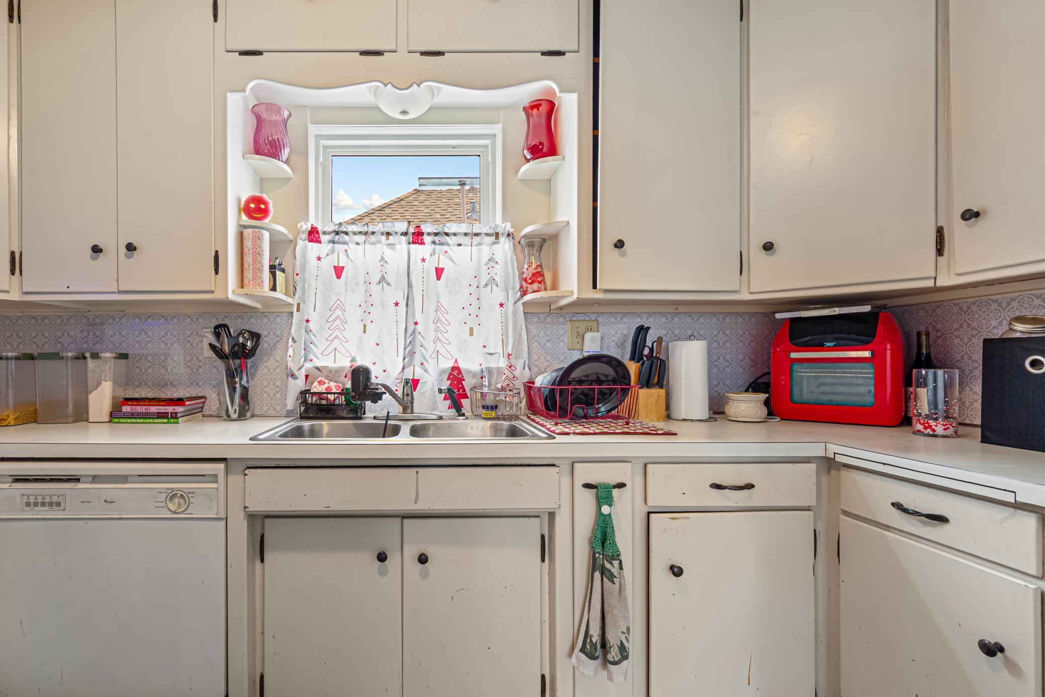 118 1st Street Southwest Faribault, MN 55021 - Photo 12 of 34