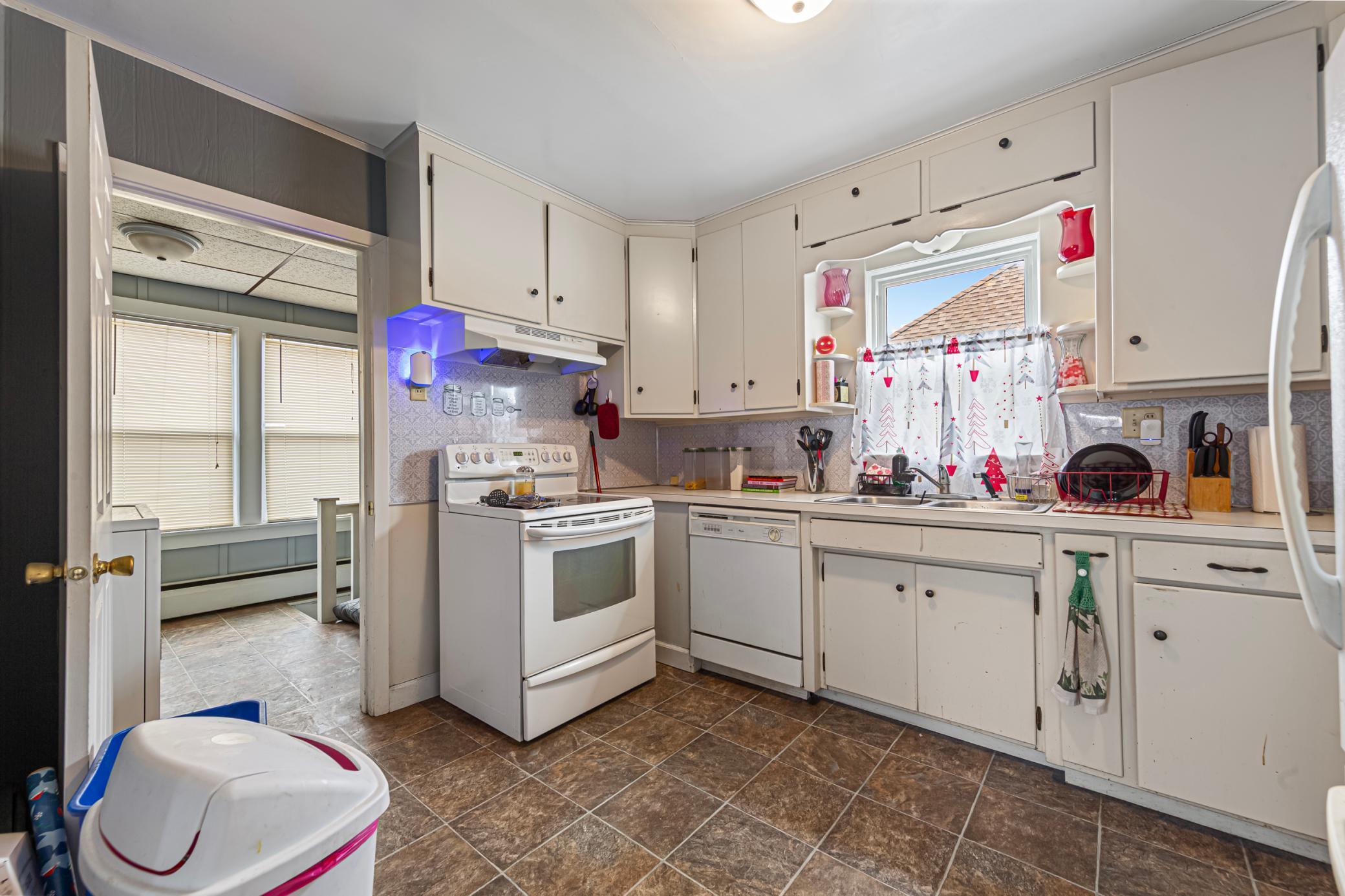 118 1st Street Southwest Faribault, MN 55021 - Photo 10 of 34