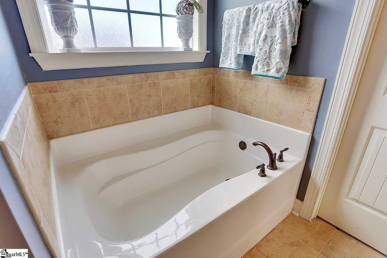 7 Firelight Lane Easley, SC 29642 - Photo 25 of 35 Gallery Image 25