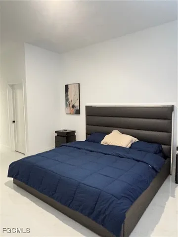 $3,200 | 2608 25th Street West, Lehigh Acres, FL 33971