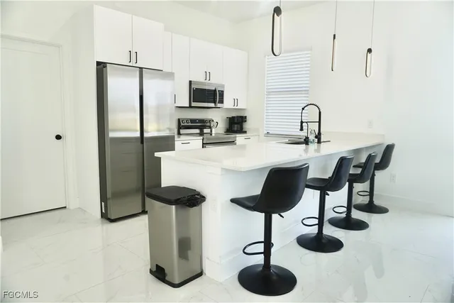 $3,200 | 2608 25th Street West, Lehigh Acres, FL 33971