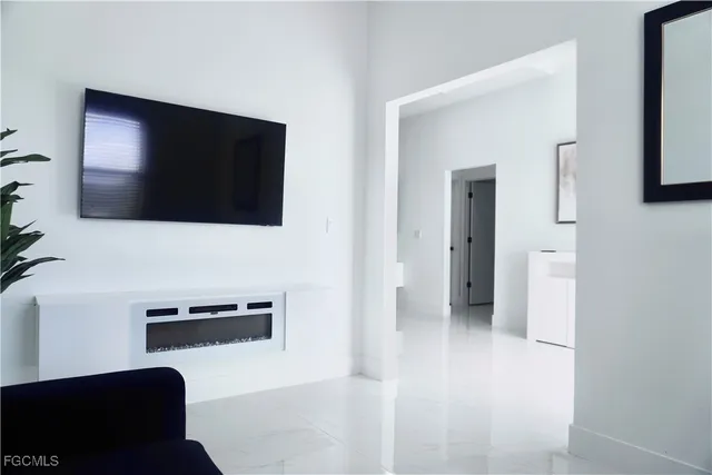 $3,200 | 2608 25th Street West, Lehigh Acres, FL 33971