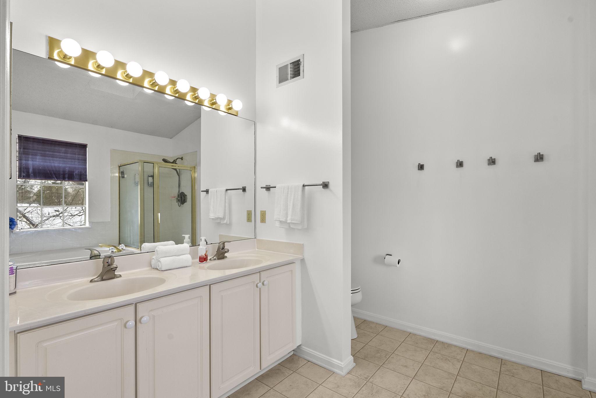 18605 Fiddleleaf Terrace Olney, MD 20832 - Photo 11 of 18