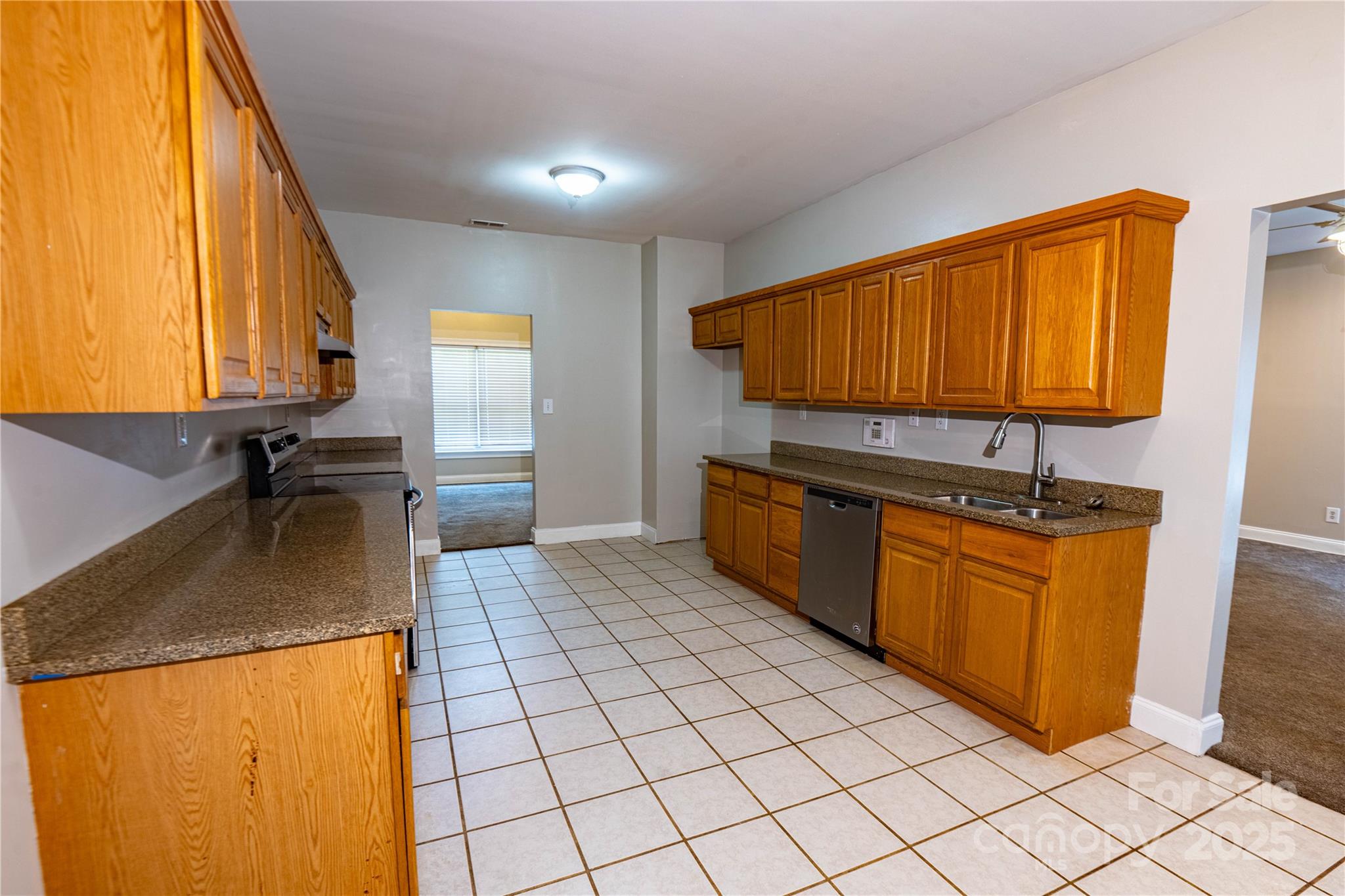 2843 Lakeshore Drive Chester, SC 29706 - Photo 11 of 33