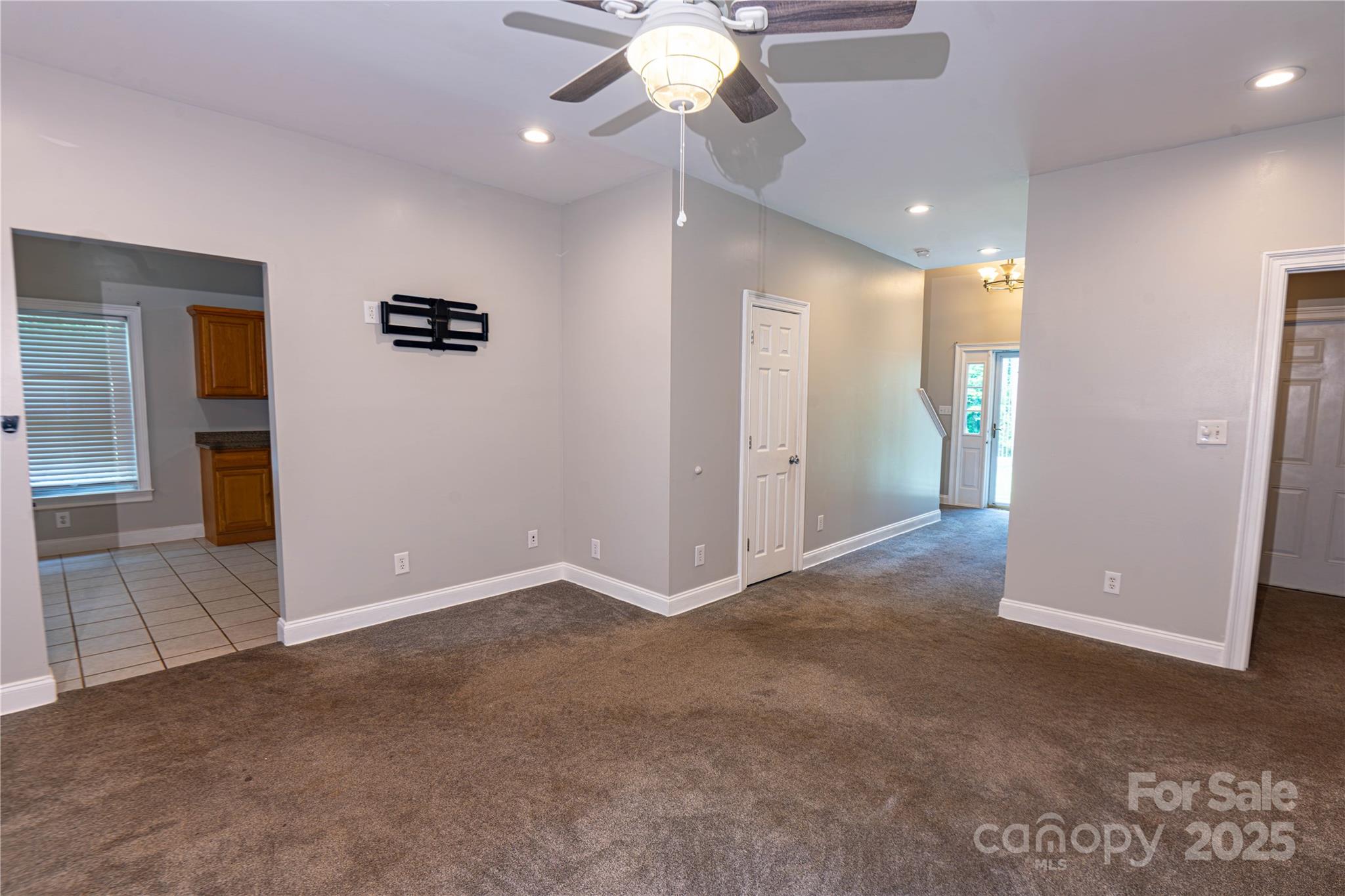 2843 Lakeshore Drive Chester, SC 29706 - Photo 6 of 33