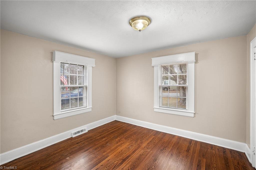 211 Spencer Street High Point, NC 27265 - Photo 9 of 22