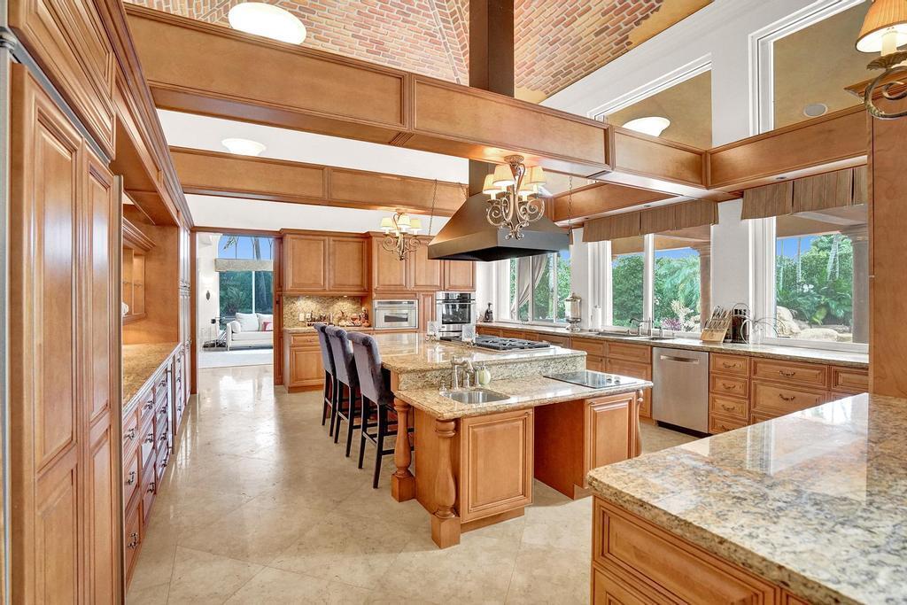 3272 St Charles Way Boca Raton, FL 33434 - Photo 9 of 80 DSC06064
