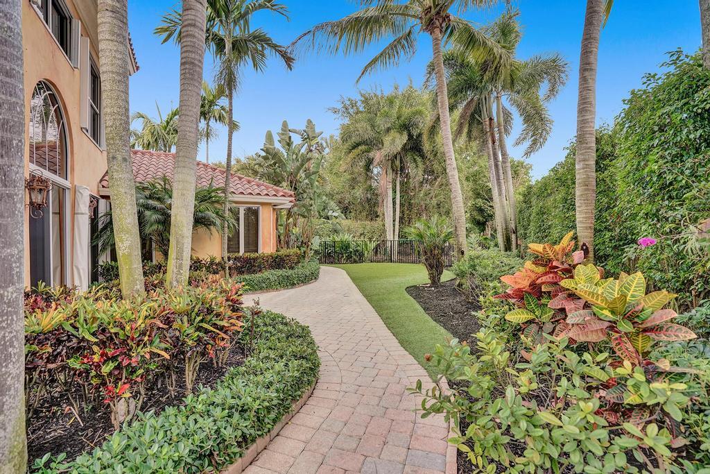 3272 St Charles Way Boca Raton, FL 33434 - Photo 10 of 80 DSC06067
