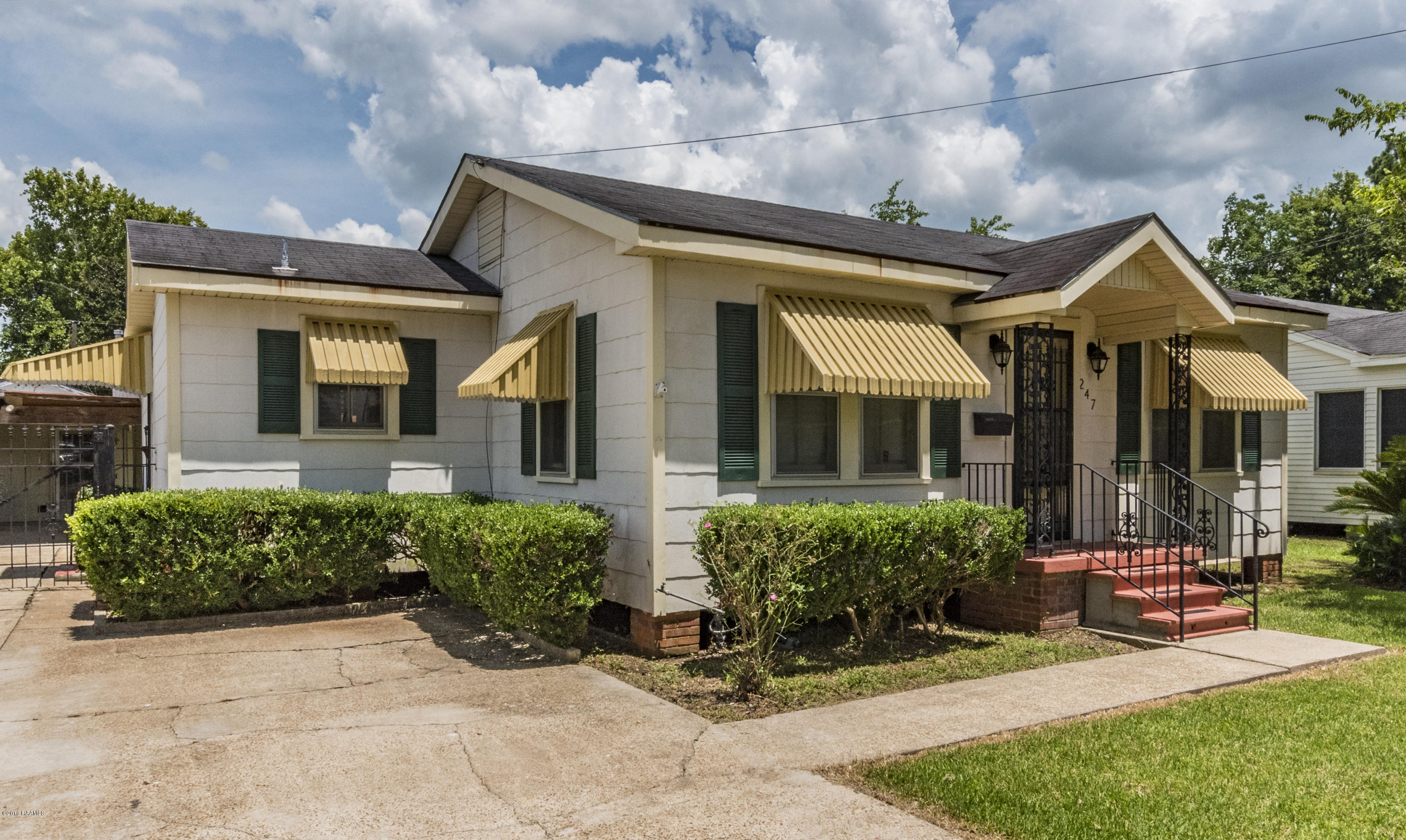 247 Ridgewood Street Lafayette, LA 70506 - Photo 3 of 32 Gallery Image 3