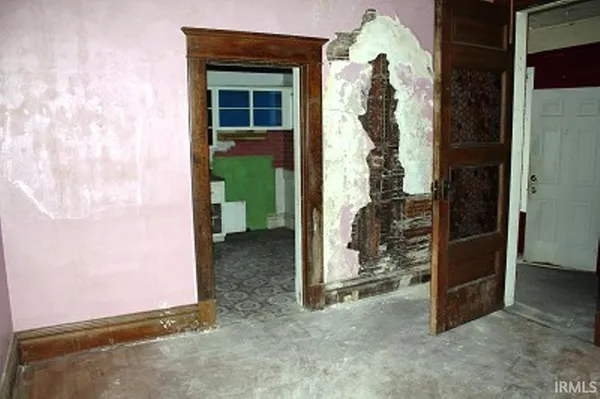 $59,900 | 916 West 6th Street, Marion, IN 46953