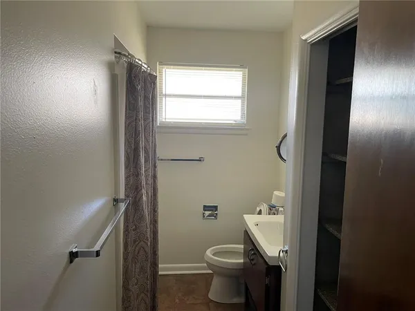 $1,450 | 1816 Poplar Street, Unit C, Metairie, LA 70005