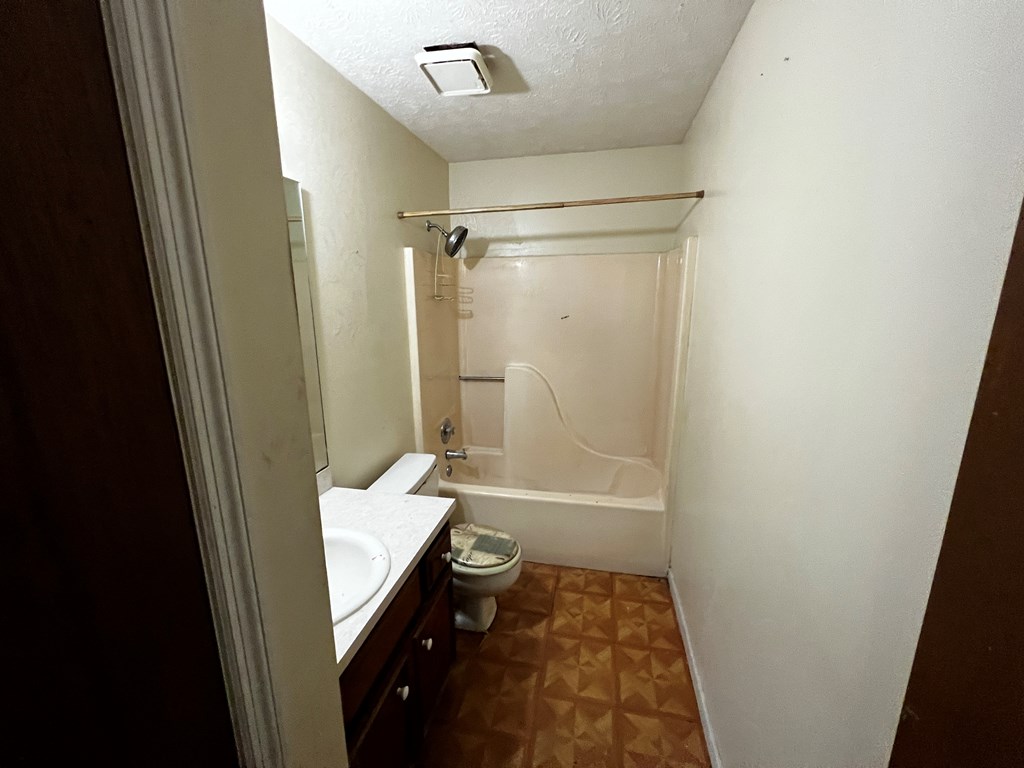 1000 Fountain Road Phenix City, AL 36869 - Photo 6 of 13