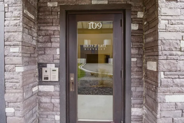 $429,000 | 109 North Almon Street, Unit 203, Moscow, ID 83843