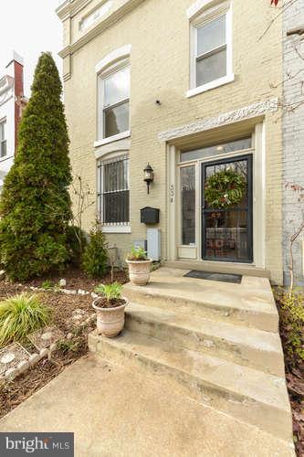 334 13th Street Northeast Washington, DC 20002 - Photo 1 of 30 Exterior (Front)