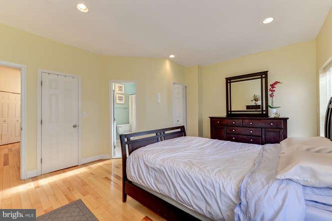 334 13th Street Northeast Washington, DC 20002 - Photo 23 of 30 Bedroom (Master)