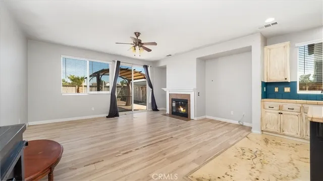 $499,999 | 13849 Jackson Street, Oak Hills, CA 92344