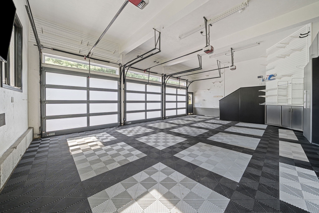 40 Hillside Drive Wrentham, MA 02093 - Photo 33 of 41