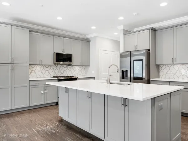 $789,900 | 3728 Provenance Way, Northbrook, IL 60062