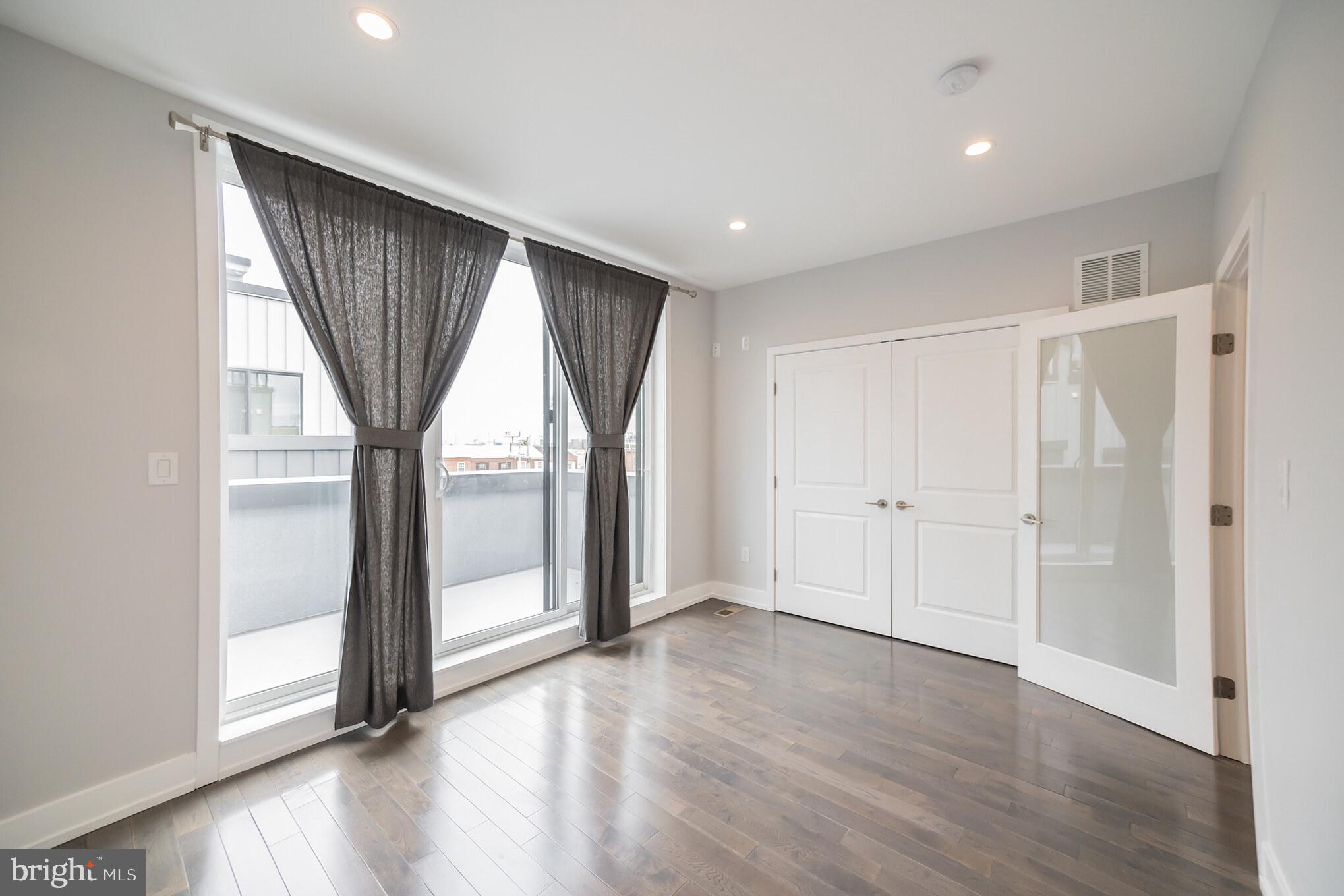 307-9 Reed Street, Unit A Philadelphia, PA 19147 - Photo 21 of 30 Bedroom 2