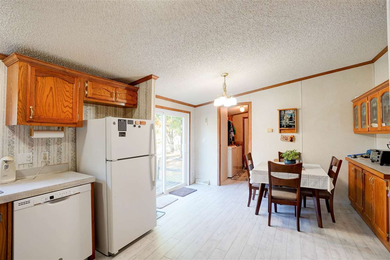 6951 Tri County Bridge Road Southeast Lone Tree, IA 52755 - Photo 11 of 40 Gallery Image 11