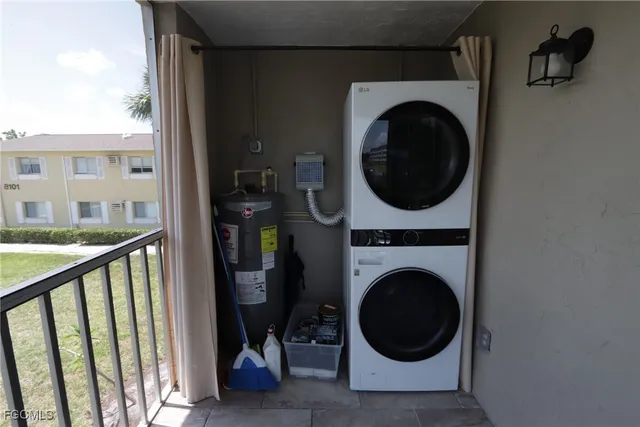 $1,250 | 8109 Country Road, Unit 201, Fort Myers, FL 33919