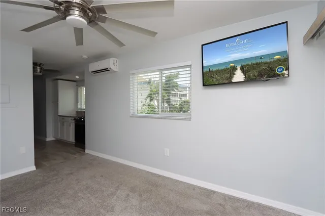 $1,250 | 8109 Country Road, Unit 201, Fort Myers, FL 33919