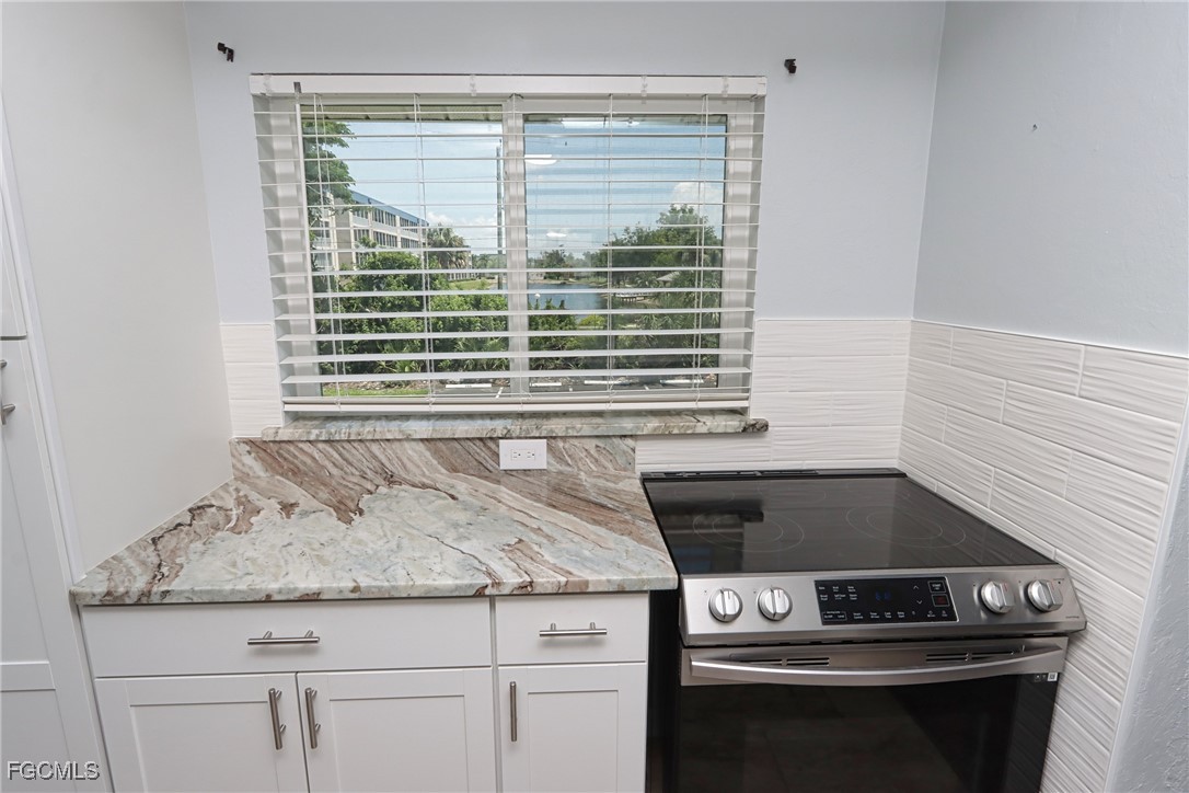 8109 Country Road, Unit 201 Fort Myers, FL 33919 - Photo 10 of 18