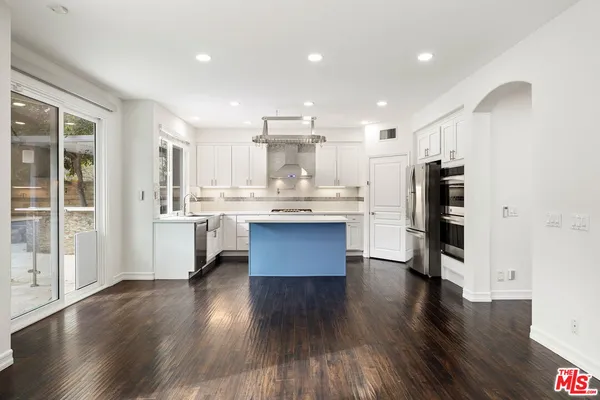 $1,549,000 | 20250 Wynfreed Lane, Porter Ranch, CA 91326