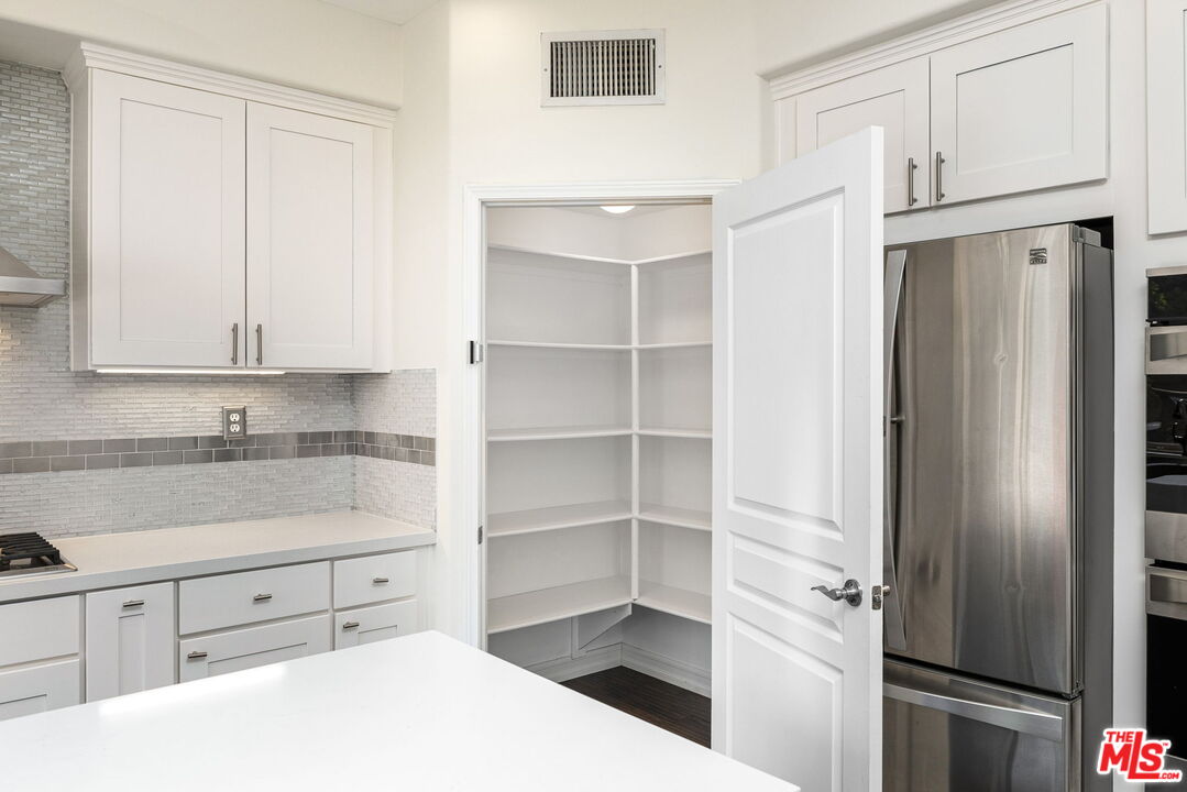 20250 Wynfreed Lane Porter Ranch, CA 91326 - Photo 20 of 56