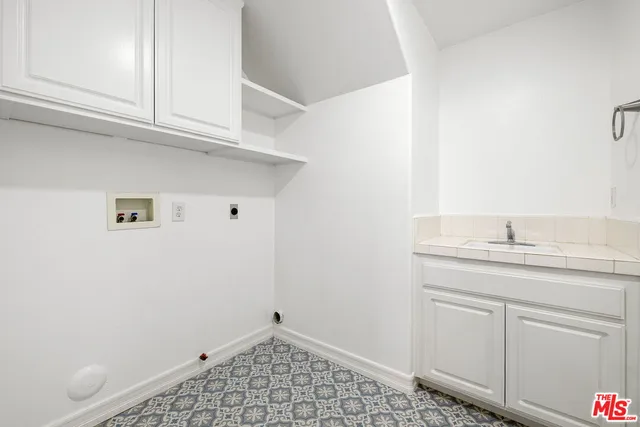 $1,690,000 | 20250 Wynfreed Lane, Porter Ranch, CA 91326