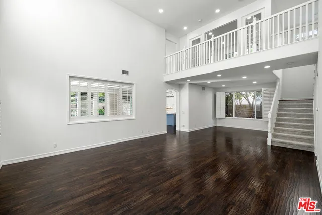 $1,690,000 | 20250 Wynfreed Lane, Porter Ranch, CA 91326