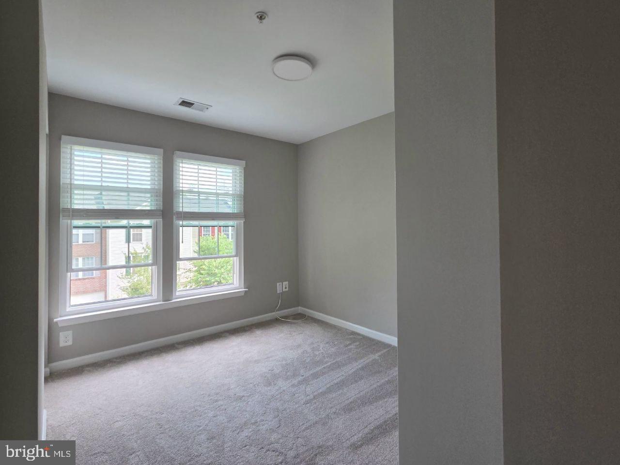 4613 Ripley Manor Terrace Olney, MD 20832 - Photo 25 of 39