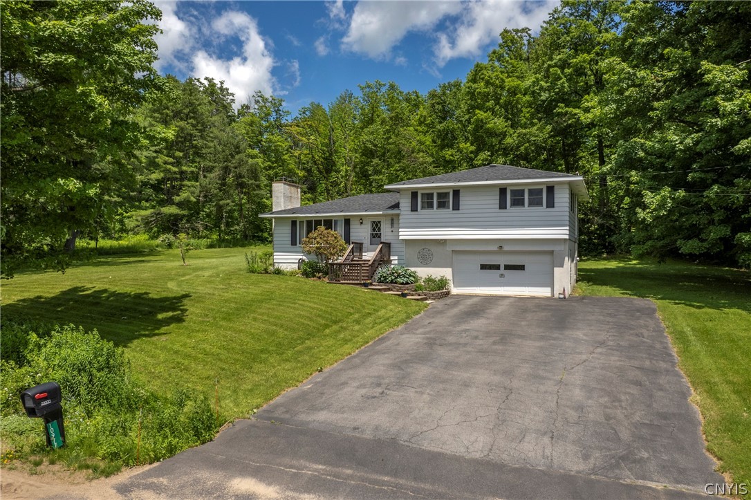 10977 Middle Road Trenton, NY 13438 - Photo 4 of 50