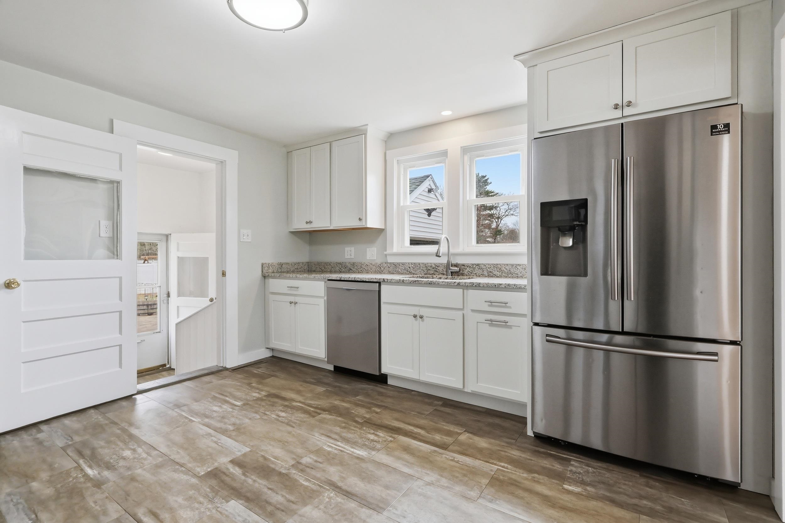 60 Pine Hill Road Nashua, NH 03063 - Photo 8 of 27 Gallery Image 8