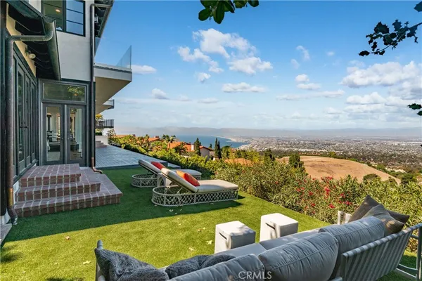 $5,799,000 | 6039 VÃa Sonoma, Rancho Palos Verdes, CA 90275