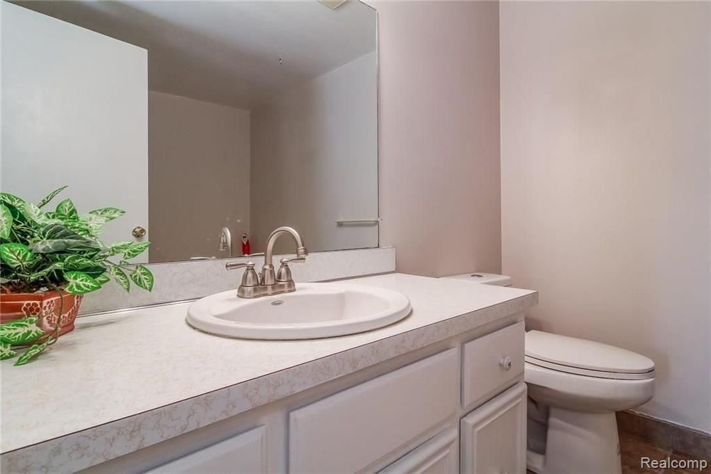 3353 Palm Aire Court Rochester Hills, MI 48309 - Photo 31 of 43