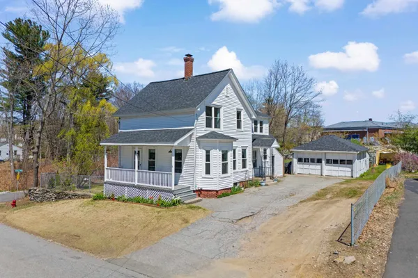 $449,900 | 71 Franklin Street, Derry, NH 03038